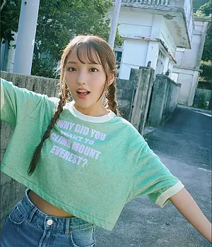 네오 사진집 2025 가을 시즌 걸 「푸른빛에 녹아들다」