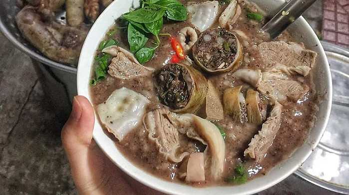 짜오 롱 바욷 (Chao long ba Ut - 순대죽 )