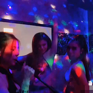 호치민 밤문화를 즐기기에 좋은 지역을 한번 알아보도록 하겠습니다.