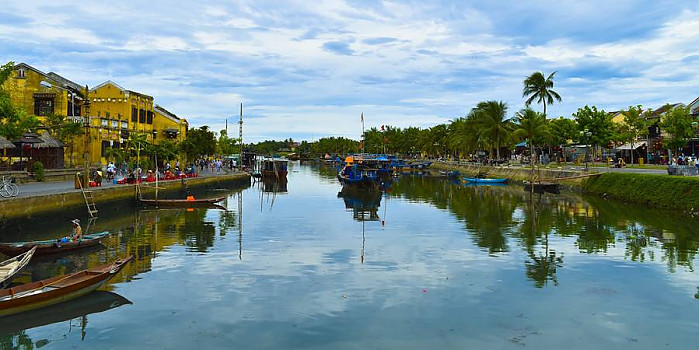 베트남의 휴양지중 12곳의 인기 리조트 추천 해봅니다.