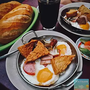 반미호아마 Banh Mi Hoa Ma