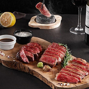 Ussina Sky 77 restaurant –  랜드마크  81 (Landmark 81)의 가장 높은 슈퍼 럭셔리 레스토랑 