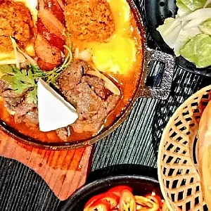 [기획]호치민시 반미 맛집 찾기 : 반미 짜오 꼬 바 하우 (Banh mi Chao Co 3 Hau)