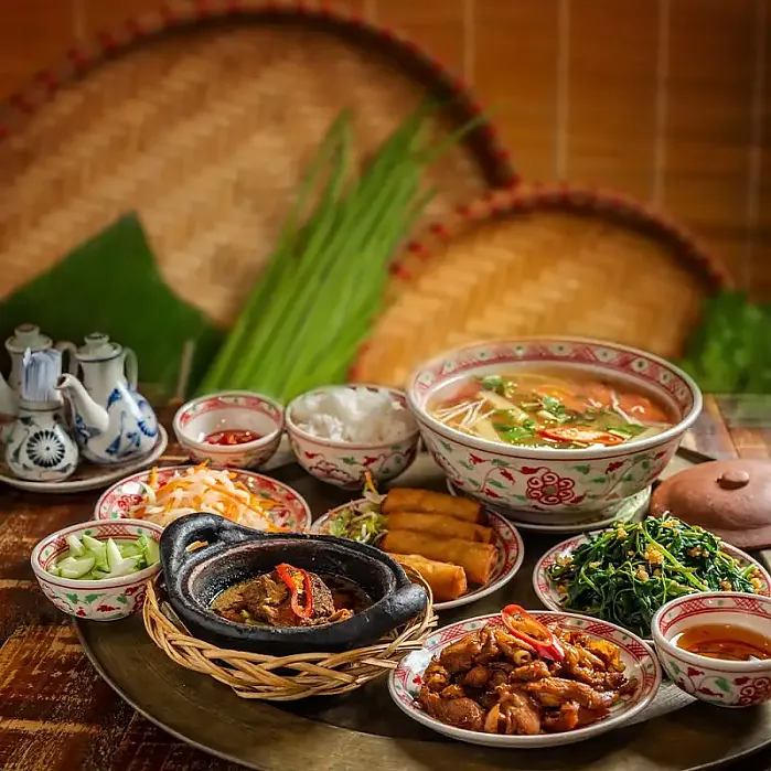 23년 반쎄오 미쉐린 맛집 밥메인 (bếp mẹ ỉn)