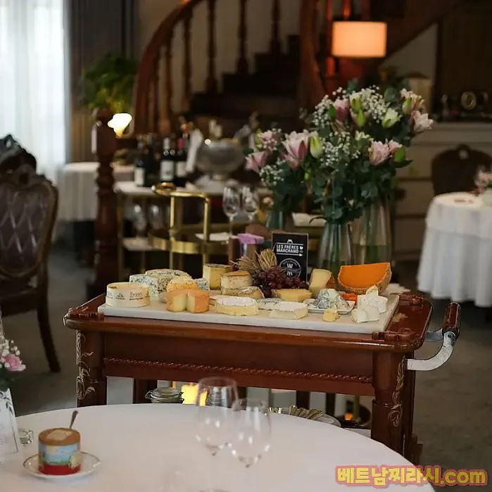 La Villa French Restaurant 맛집안내