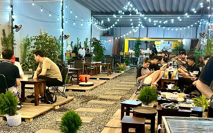 [다낭] 신짜오다낭 Cafe&BBQ 건전 착석식당