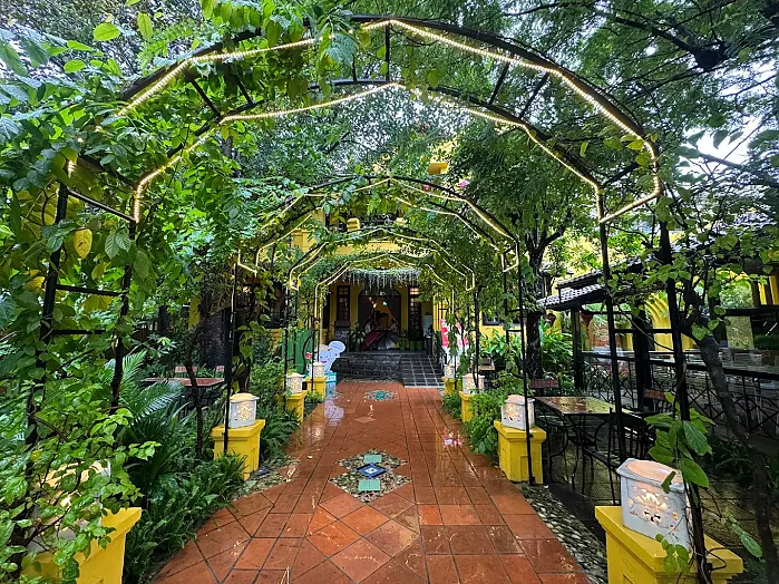 [다낭] 6가지 다양한 브랜드 식당이 모여 있는 씀모이 가든' (XomMoi Garden) 다낭점