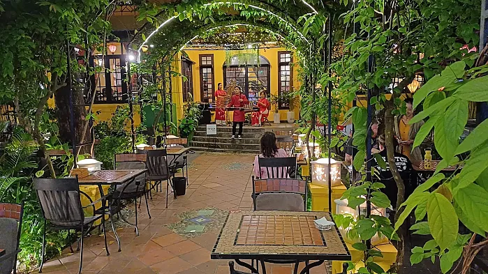 [다낭] 6가지 다양한 브랜드 식당이 모여 있는 씀모이 가든' (XomMoi Garden) 다낭점