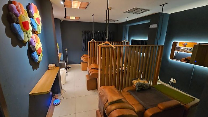 [1군] VIP 이발소