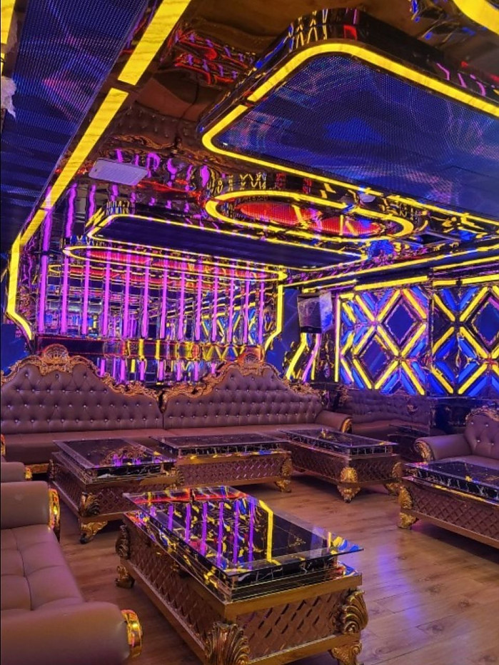 [다낭] 벤츠 가라오케