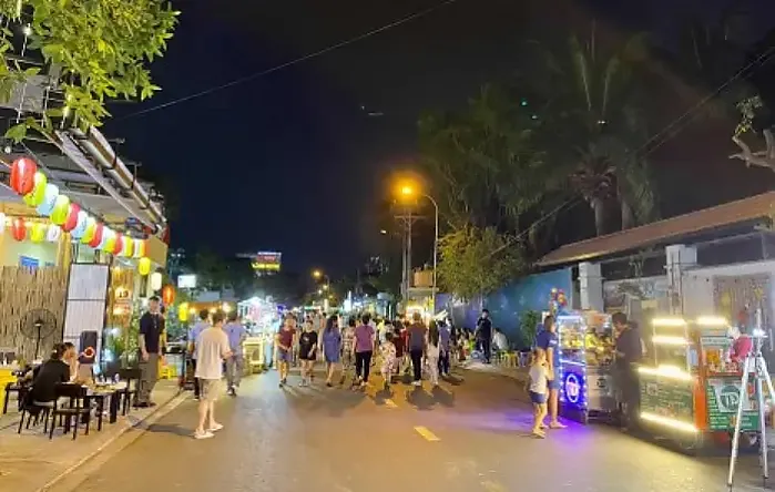 호치민시의 새로운 활력, 투득시 여행 가이드