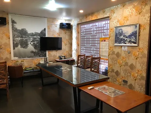 베트남 최초 원조 착석식당 금강