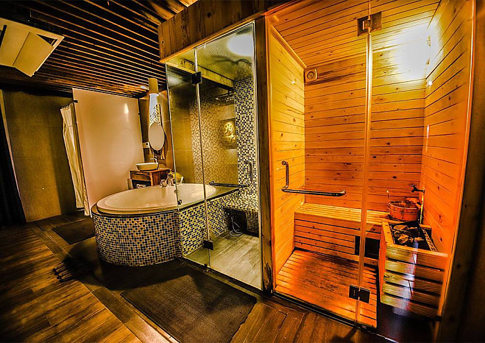 [나트랑] 나트랑 시내 번화가에 위치한 호아다 마사지