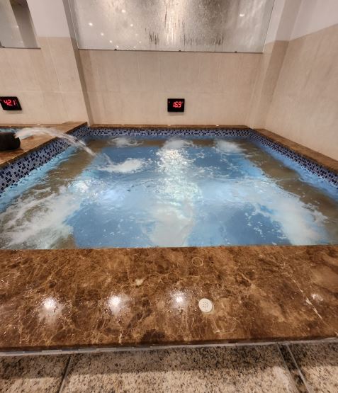 봉봉 이발소&사우나 (2군 타오디엔)