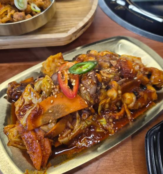 괭이부리마을 화덕생선구이 전문점