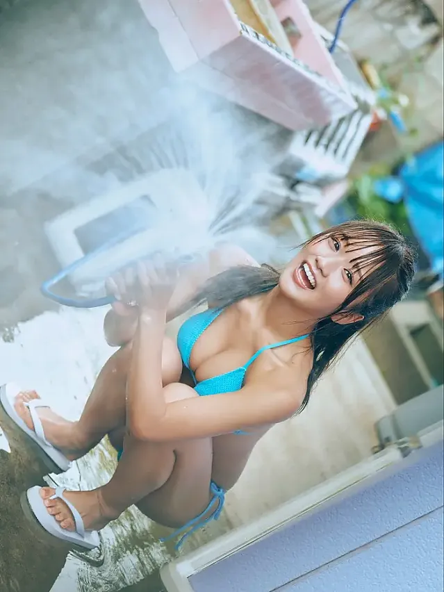 모리와키 리리카 사진집 「첫사랑이라서」 Set.02