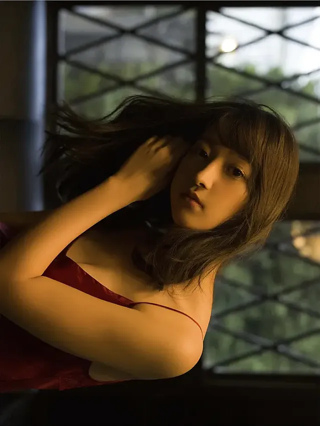 야마자키 아미 사진집 「아름다운 다리 클라이맥스 vol.2 완전판」 Set.01