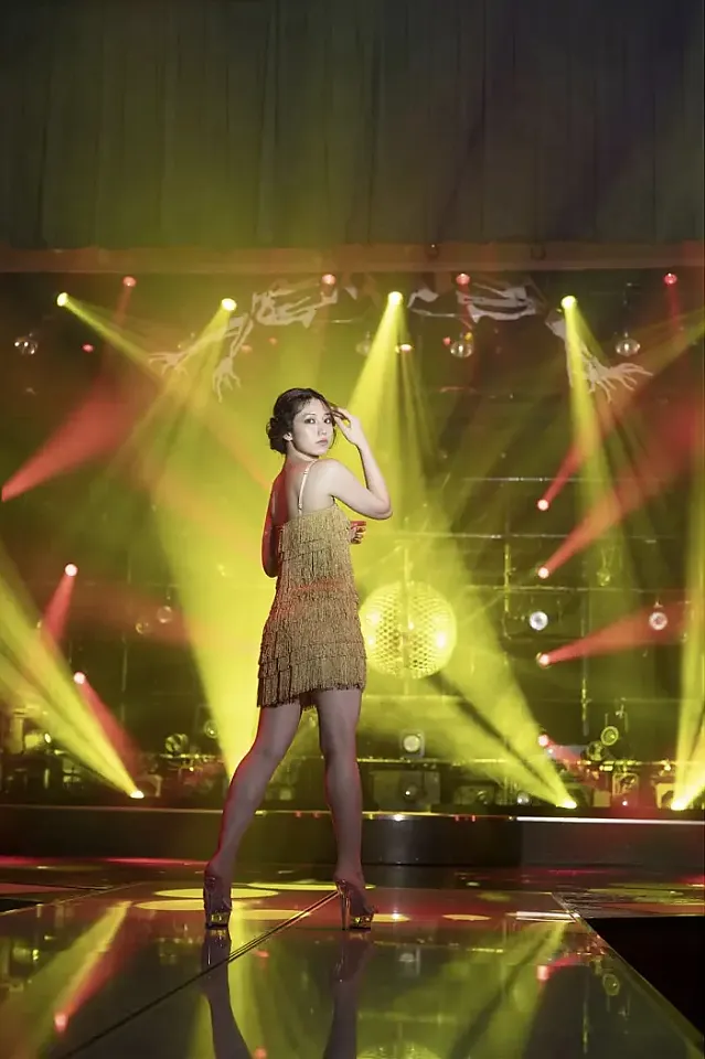 사토 아이리 사진집 「스포트라이트에 비춰져」 Set.02