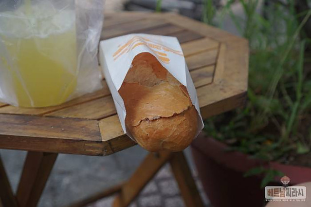 호치민 반미 맛집 “Bánh Mì Hồng Hoa”