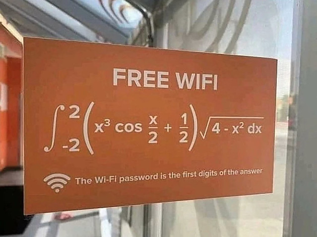 이 카페는 와이파이가 안 되네?...