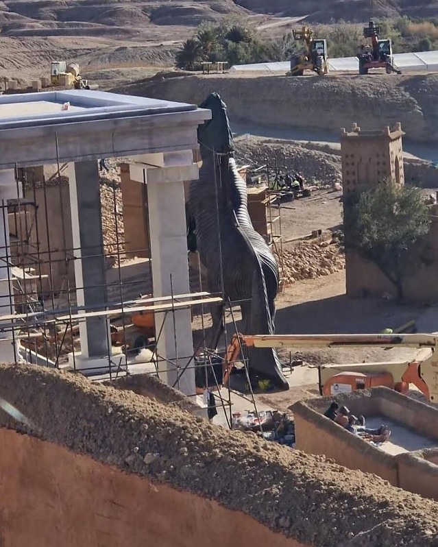 크리스토퍼 놀란 감독이 만들고 있는 트로이 목마