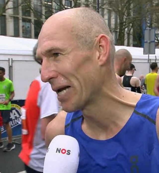 축구선수 은퇴하고 마라톤 서브3 성공했던 아저씨