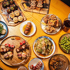 삼겹살과 구이로 행복을 감싸는 Sakaba Sasuke Izakaya