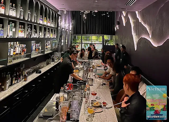 The Triêu Institute – 사이공의 현대 베트남 칵테일 및 요리