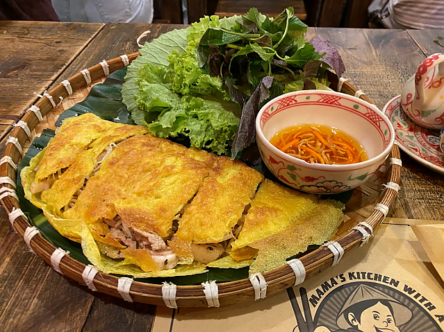 벱메인 Bếp Mẹ Ỉn 미슐랭선정 반쎄오 맛집