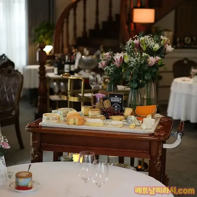 La Villa French Restaurant 맛집안내