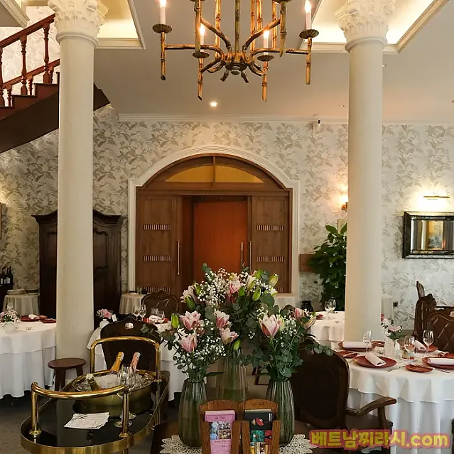 La Villa French Restaurant 맛집안내