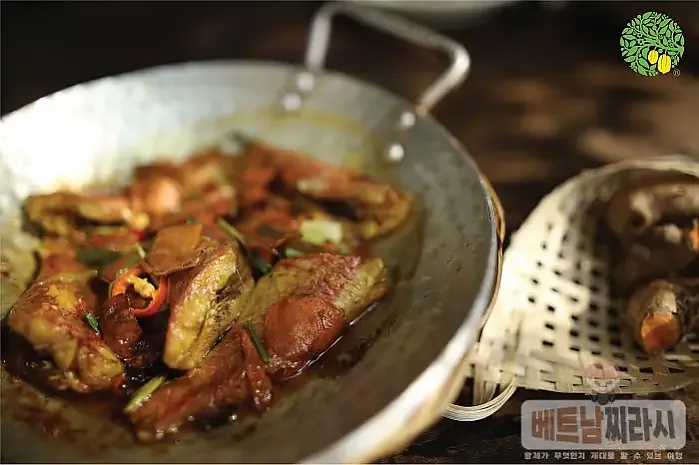 Bếp Nhà Xứ Quảng