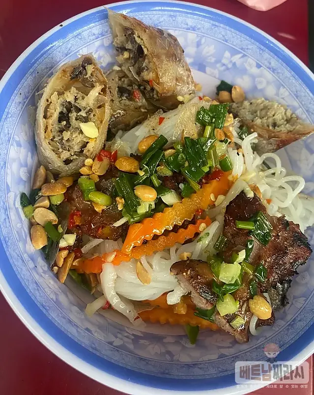 분팃 느엉 Bún Thịt Nướng Hoàng Văn