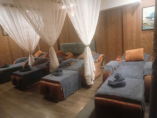 60 마사지&스파&피부관리샵 (7군푸미흥) 건마