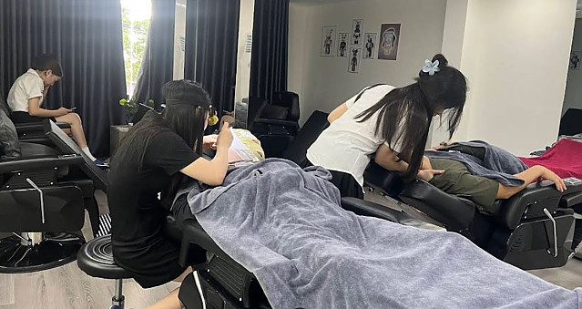 [다낭] 아담하고 깔끔한 하늘 이발관