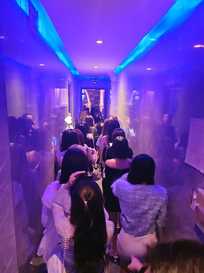 오로라 가라오케(1군)