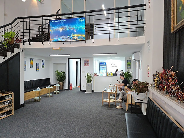 [7군 푸미흥] BLACK이발소