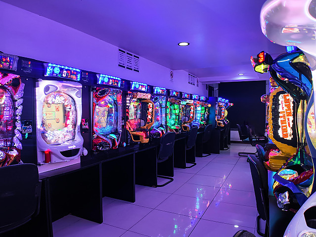 라이온 대박게임장(7군)