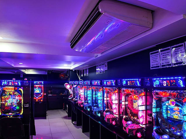 라이온 대박게임장(7군)