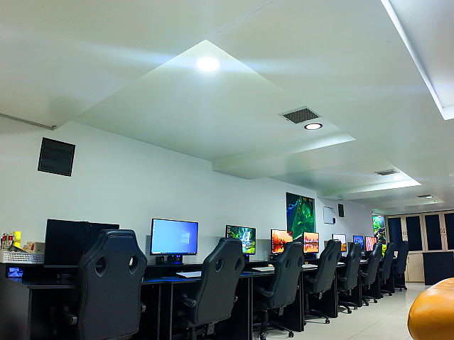 라이온 대박게임장(7군)