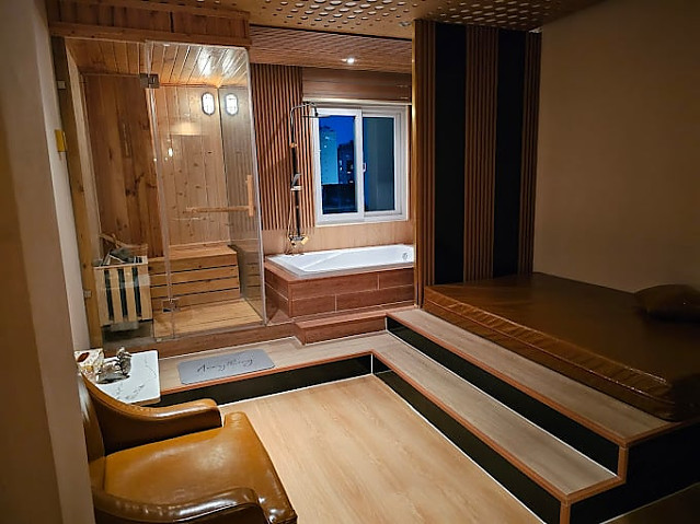 에이스 마사지(1군) 불건마