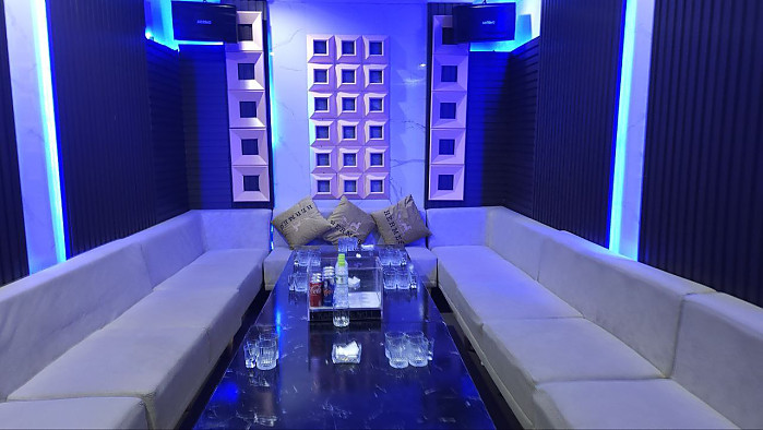 넘버원 가라오케(1군)