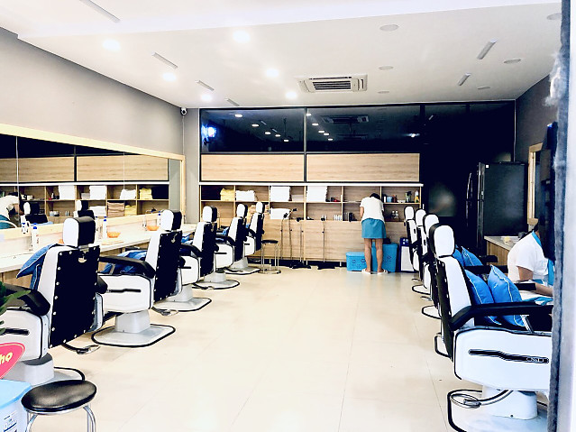 스카이 이발소(7군)