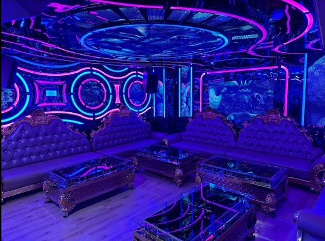 [다낭] 벤츠 가라오케