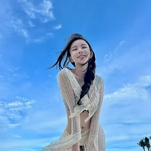 아래에서 찍어봤는데요..바람한테 졌습니다 @__jihyang_
