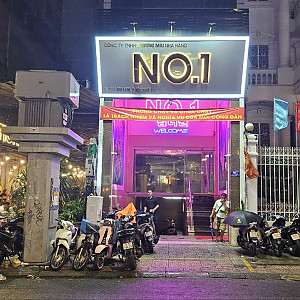 넘버원 가라오케(1군)