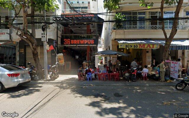 ONEMORE Cocktail & Karaoke Bar
